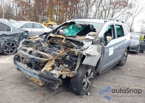 2023 Subaru Ascent Premium 8-Passenger z USA, uszkodzony, nr VIN 4S4WMACD0P3421580